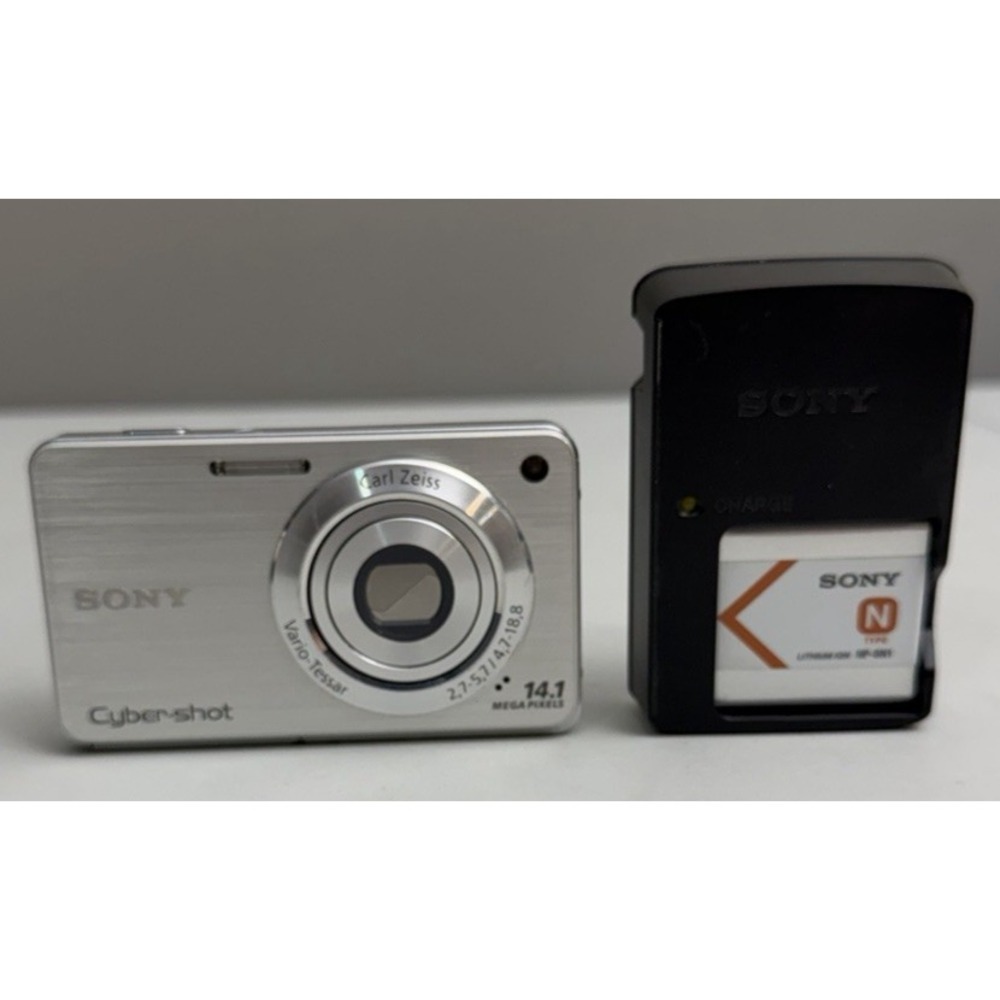 Sony Cyber-Shot DSC-W560 14.1MP Digital Camera Silver w/4x Zoom Bundle Tested